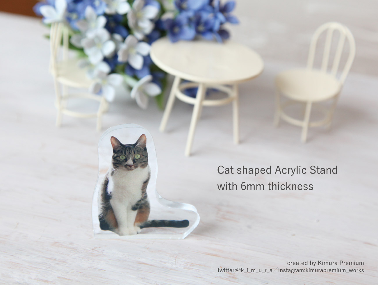 Cat shaped Acrylic Stand with 6mm thickness