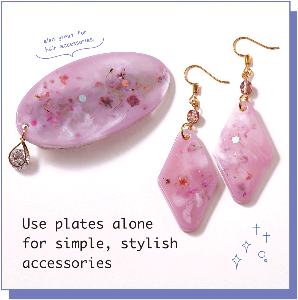 Use plates alone for simple, stylish accessories